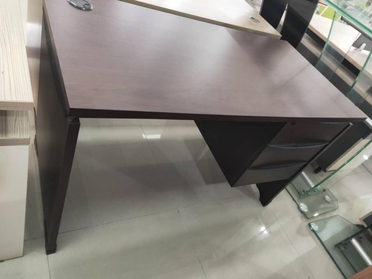 Office Furniture Set KN-C033 (Brown)