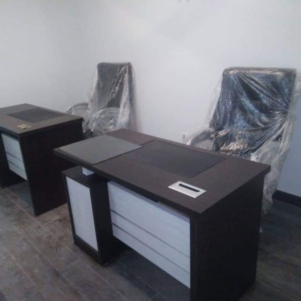 Office table, Office table Price in Karachi, Office table Price in Pakistan